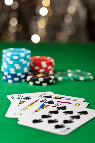 Roulette betting layout on mobile with chip selector and bet zones